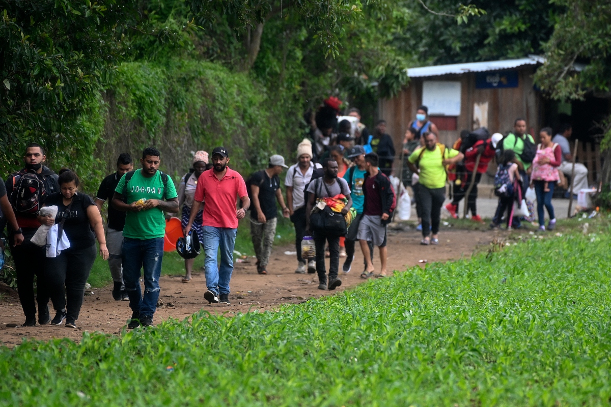 Segob informó que el tráfico de migrantes generó 615 millones de dólares de ganancias a redes dedicadas al tema.