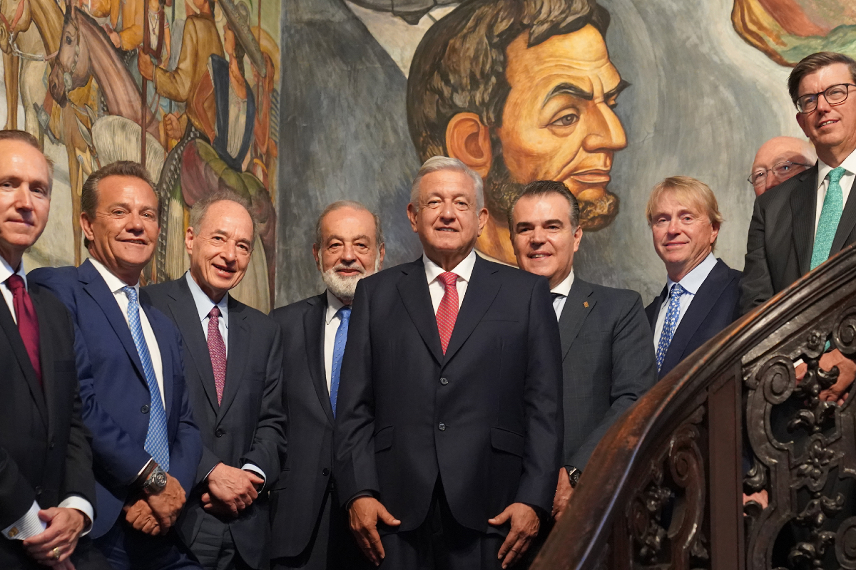 AMLO se reunió con empresarios de México y EU en Washington.