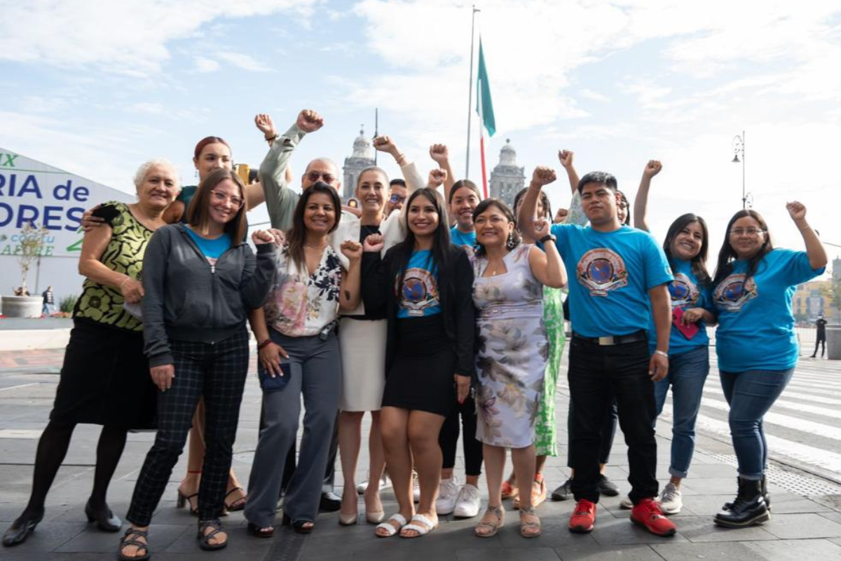 Foto: Twitter/ @CulturaCiudadMx | Gobierno capitalino presenta el libro "Antología de un Viaje Imposible"