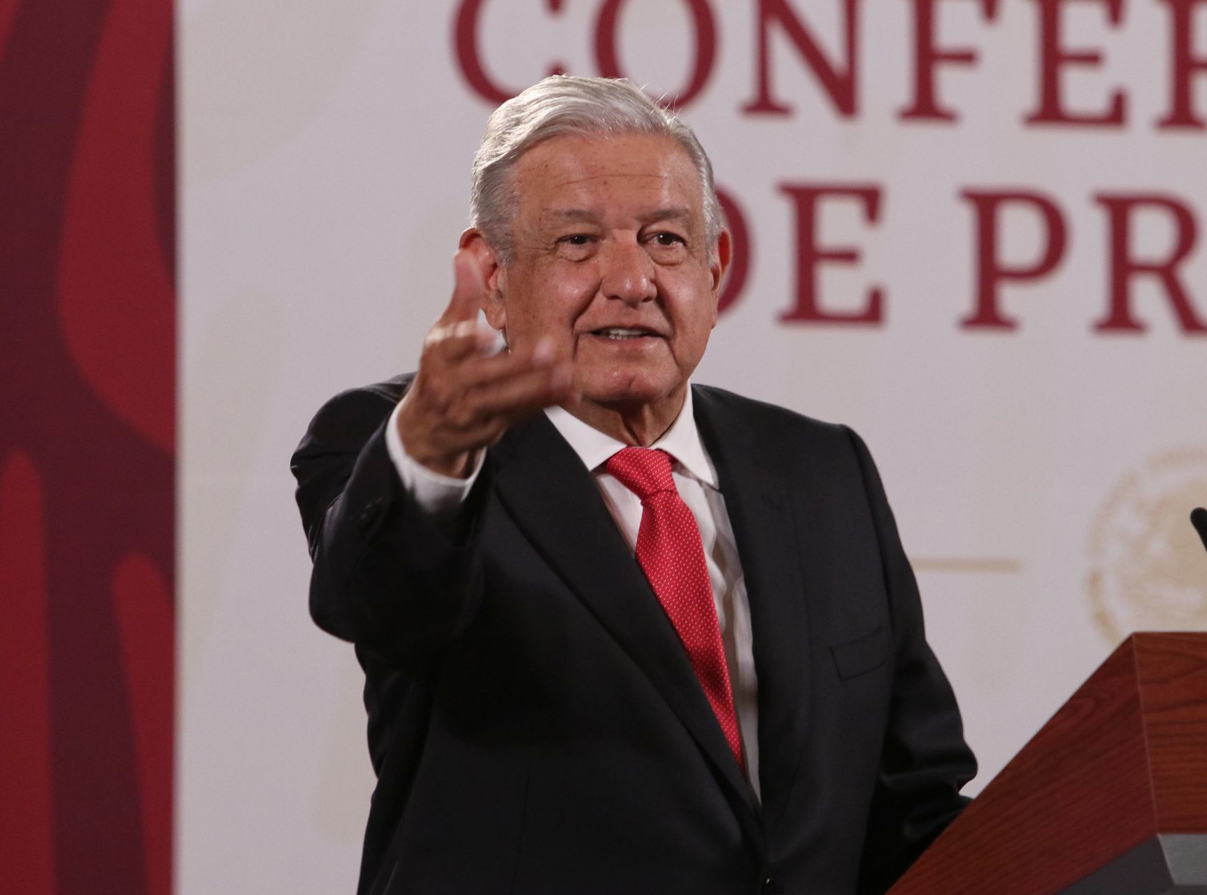 Foto: Cuartoscuro | Niega AMLO haber pasado “charola" a empresarios 