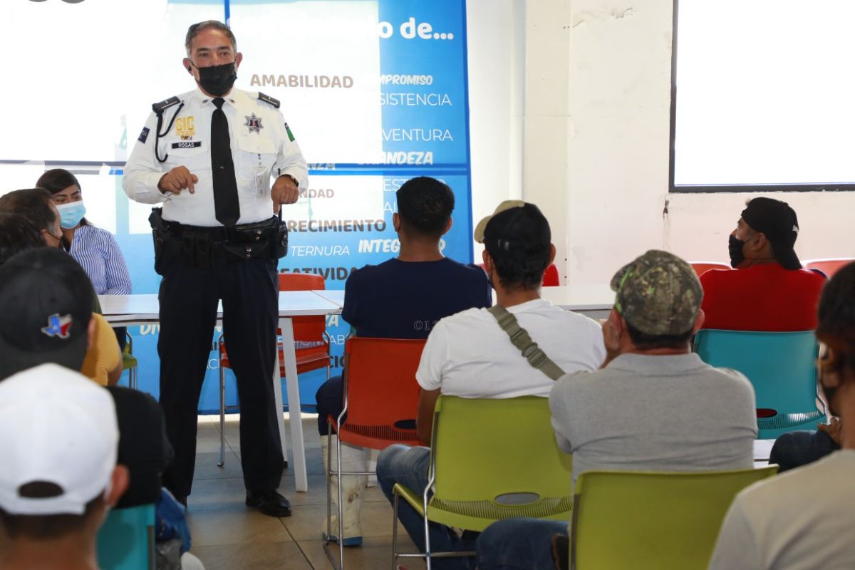 Foto:Especial|Imparte Escobedo cursos en empresas para prevenir accidentes viales