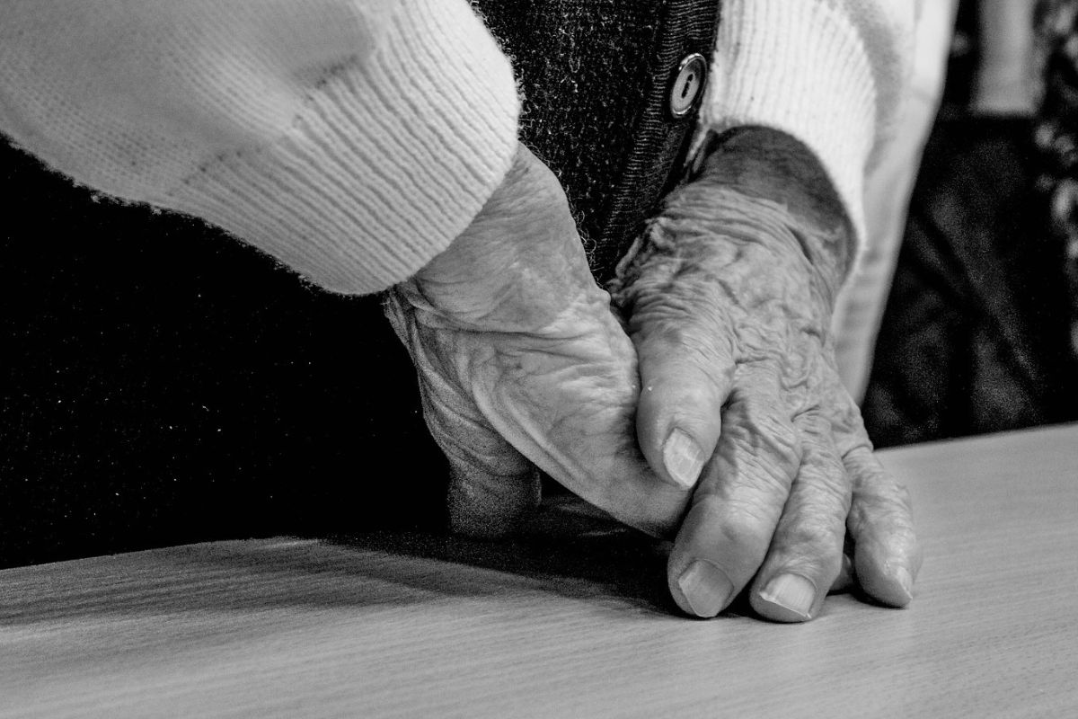 Foto:Pixabay|¡Valiente! Abuelita le dispara a un ladrón por pegarle a su esposo