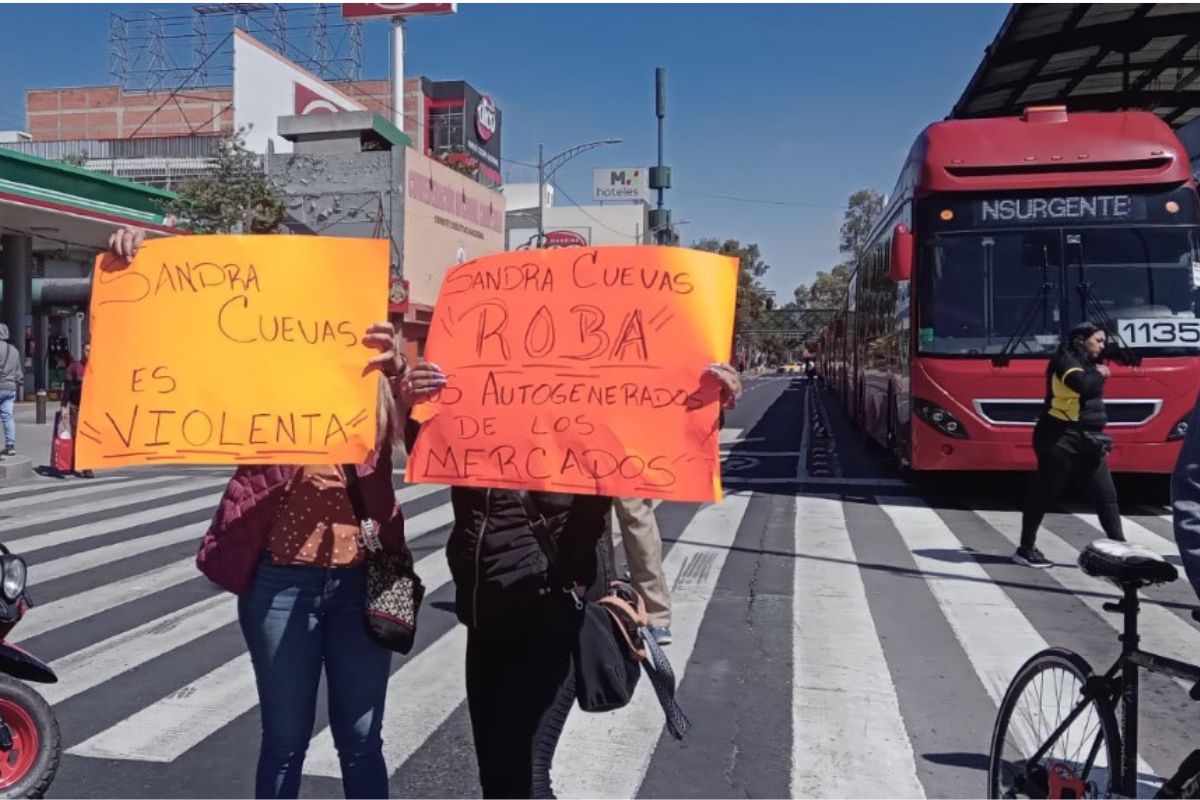 Foto:Ángel Ortiz|Protestan por mercado en la Cuauhtémoc