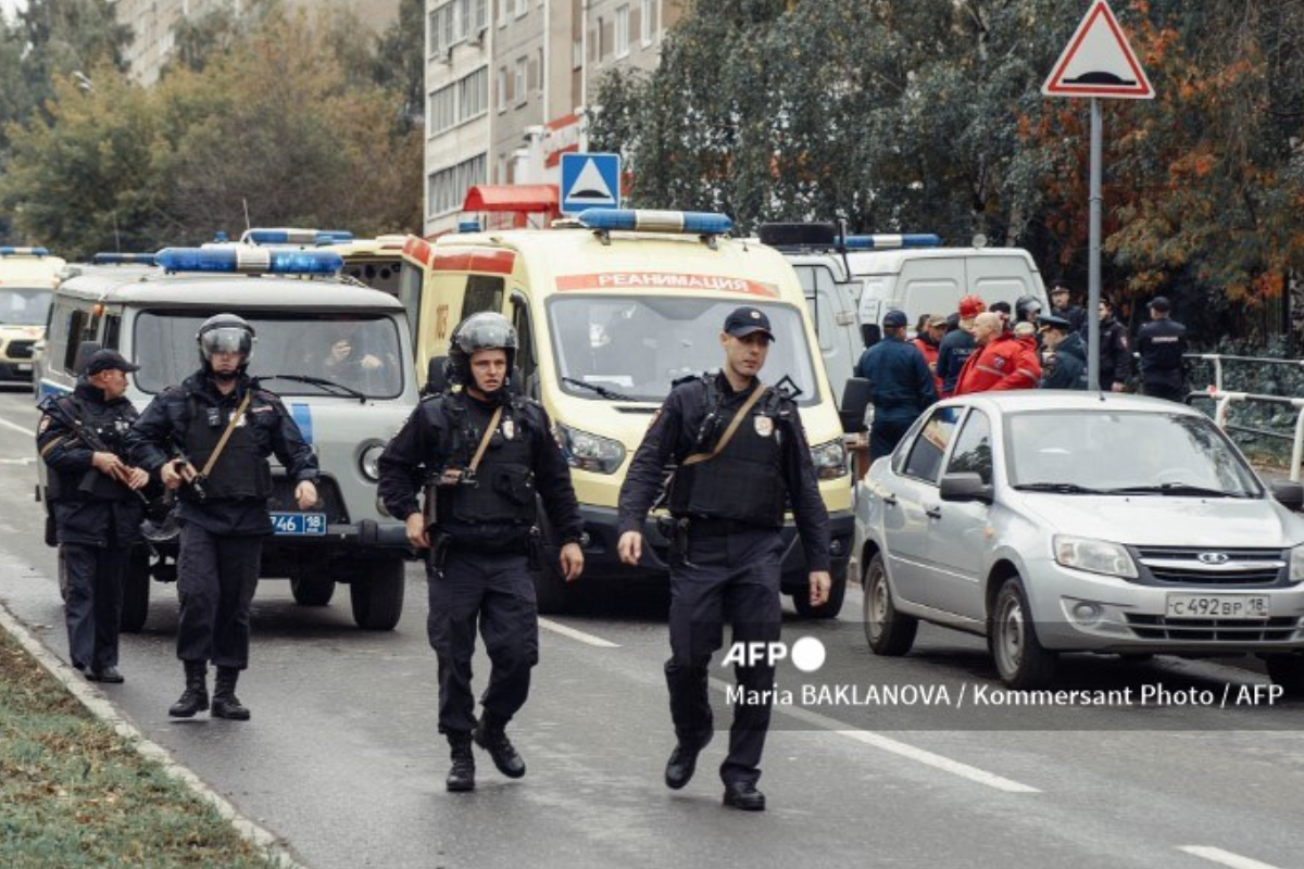 Foto: AFP | Al menos 15 muertos en un tiroteo en una escuela en Rusia