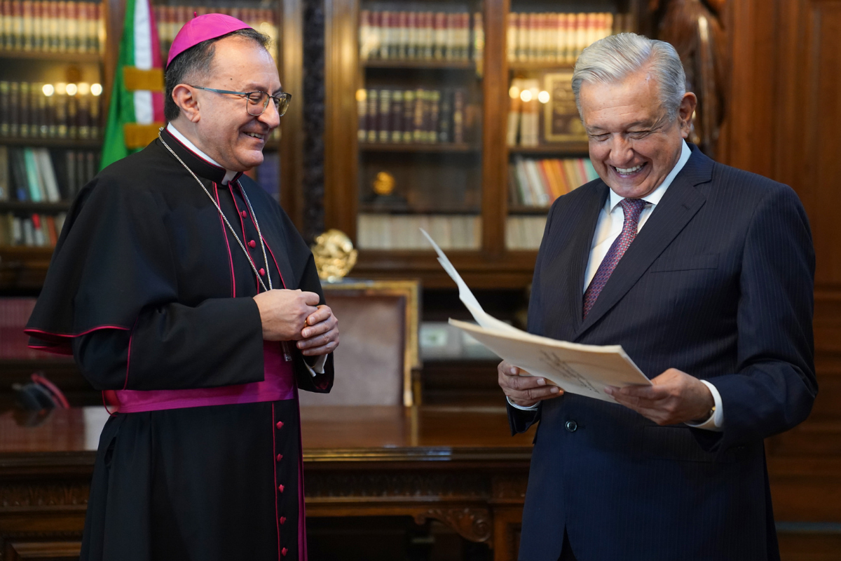 Foto: Twitter/ @lopezobrador_ | Recibe AMLO cartas credenciales de tres embajadores 