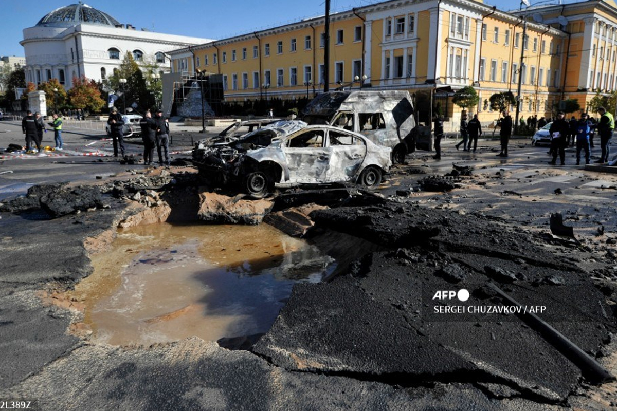 Rusia bombardeó Ucrania este lunes.