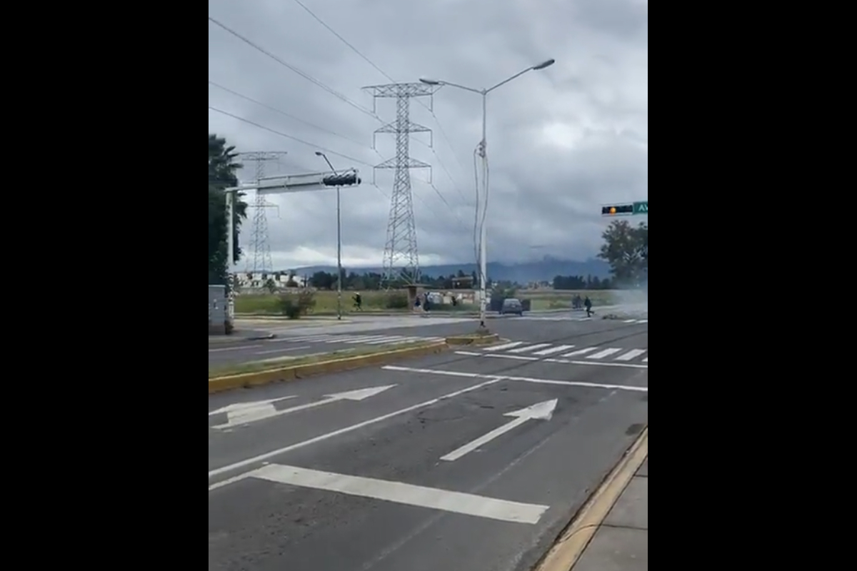 Captan persecución y balacera en Tlajomulco, Jalisco.