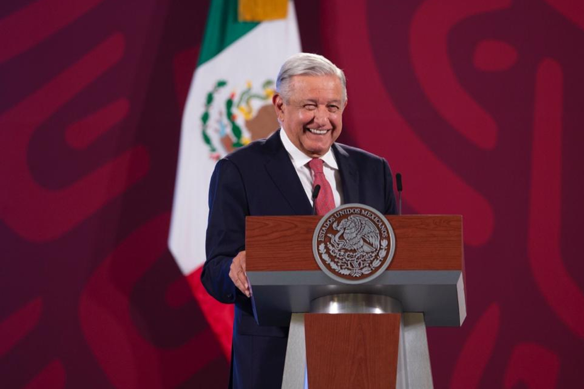 AMLO indicó que trabaja en una iniciativa de reforma para el uso del agua en México.