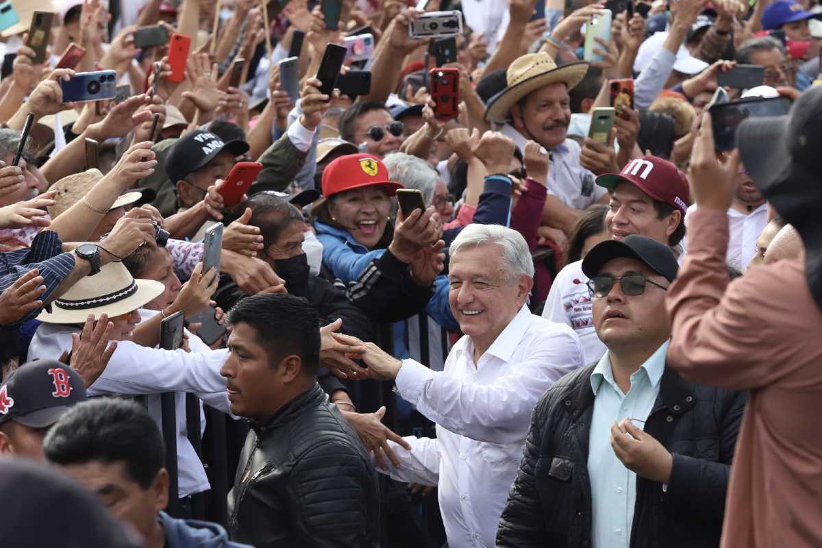 AMLO señaló que en breve dará los fundamentos de su teoría del "Humanismo Mexicano".