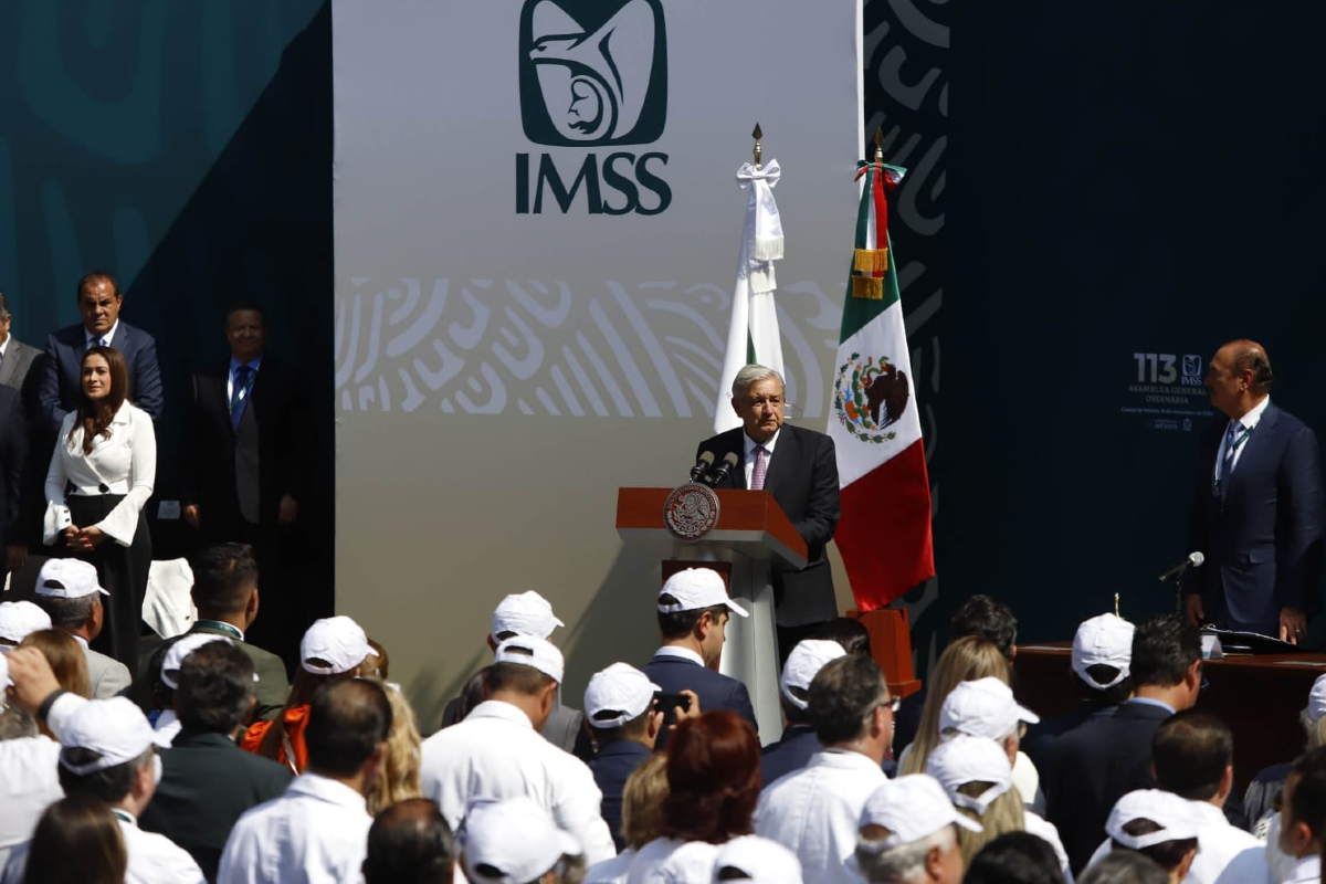 AMLO informó que el IMSS ha ahorrado 400 mil mdp por racionalidad en su gasto.