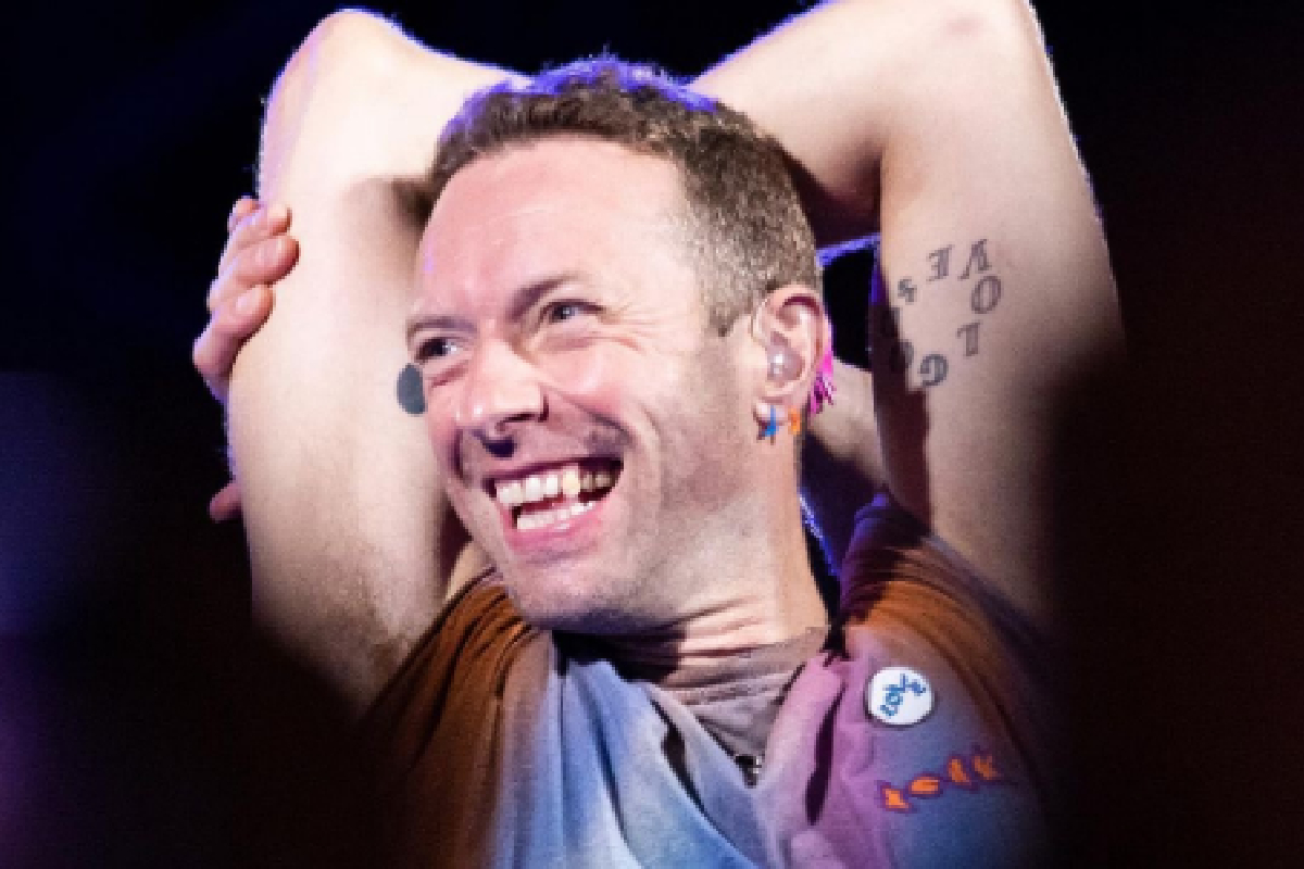 Chris Martin, se tatuó el brazo con un "Gracias Totales" en honor a Soda Stereo y a Gustavo Cerati