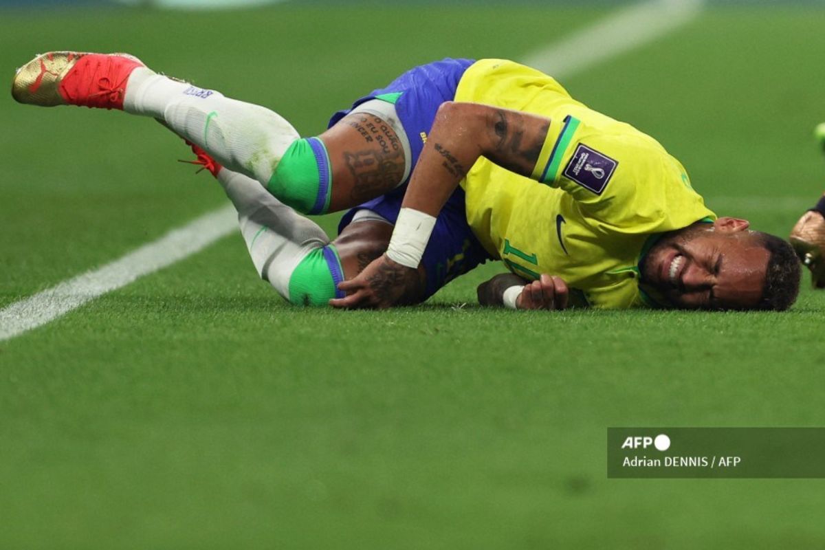 Foto:AFP|¡Auch! Neymar y Danilo podrían perderse los próximos 2 partidos por lesión en el Mundial