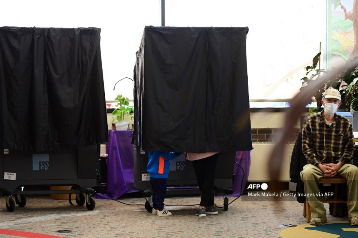 Foto: AFP | Demócratas retienen control del Senado de EU mientras Trump prepara postulación para 2024