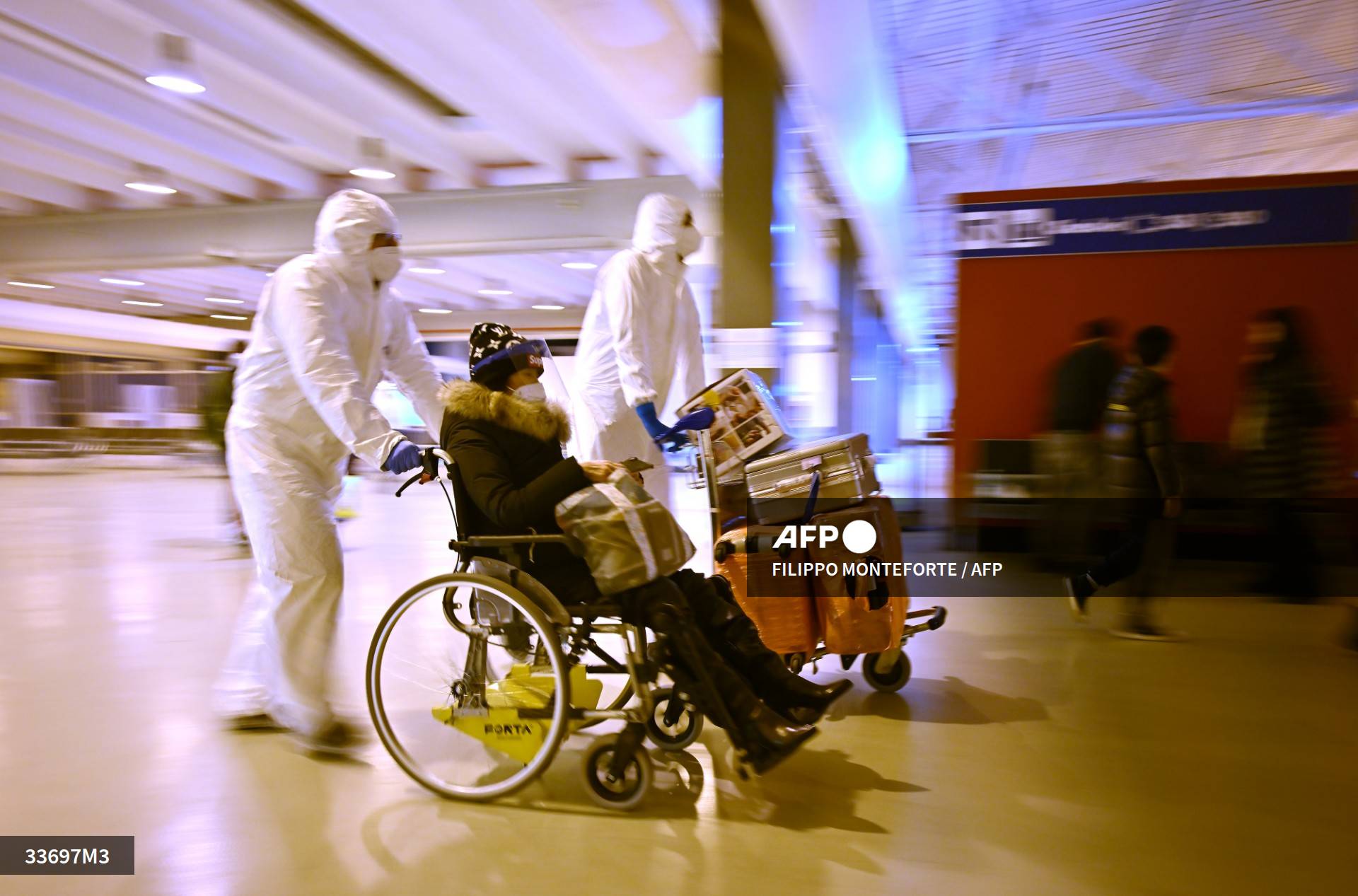 Foto: AFP | China dijo esta semana que terminaría la cuarentena obligatoria a su llegada. Covid