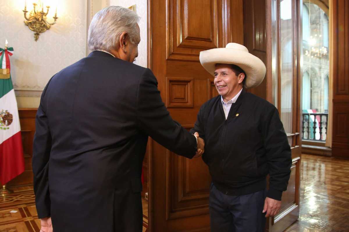 AMLO subrayó este martes que Pedro Castillo sigue siendo presidente del Perú.