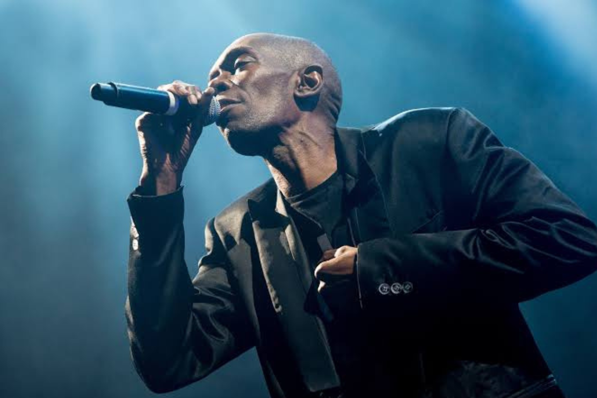 Foto:Twitter/@majomontemayor|Muere el cantante Maxi Jazz de “Faithless” a sus 65 años