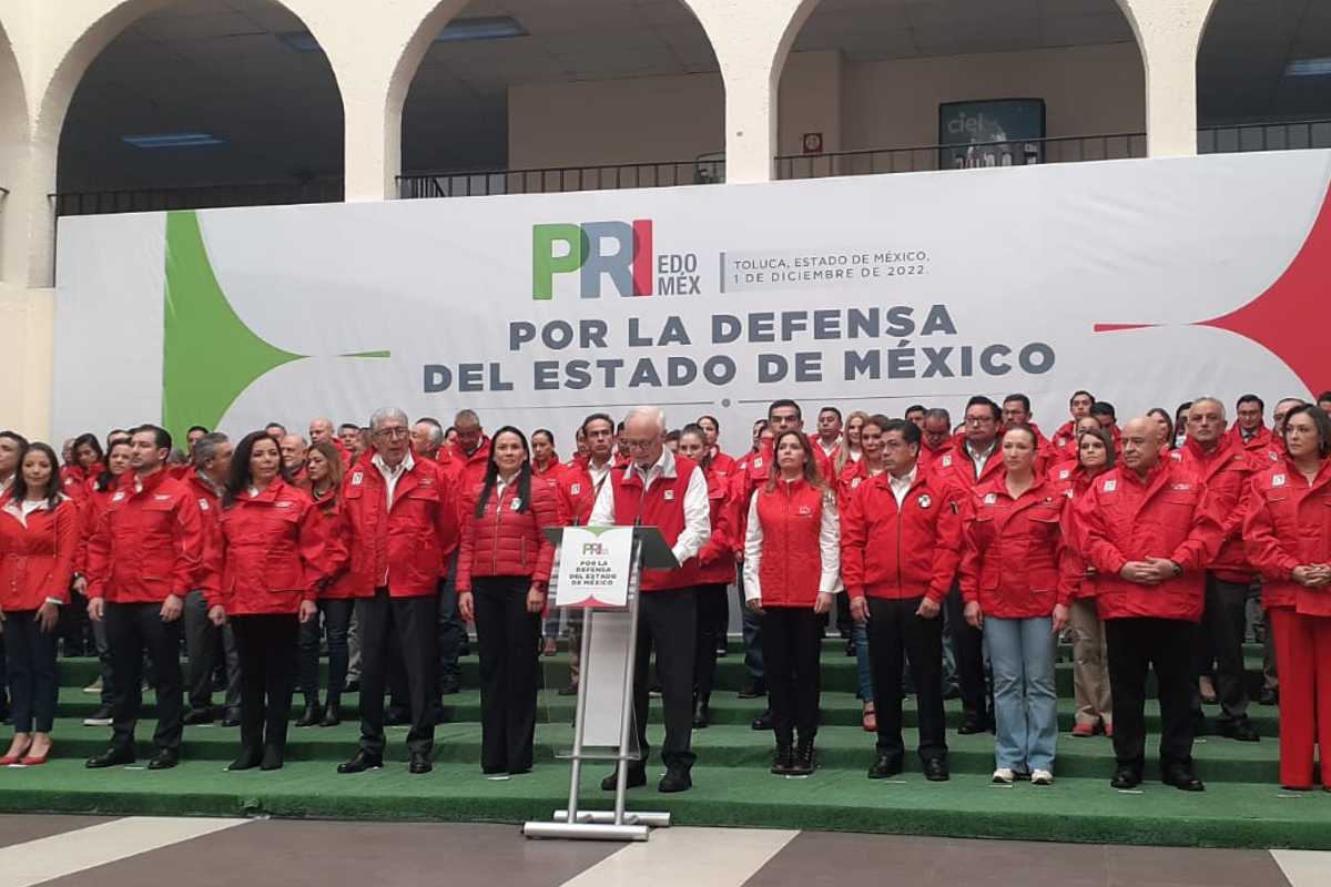 Alejandra del Moral presentó su equipo para "Defender el Edomex" en 2023.