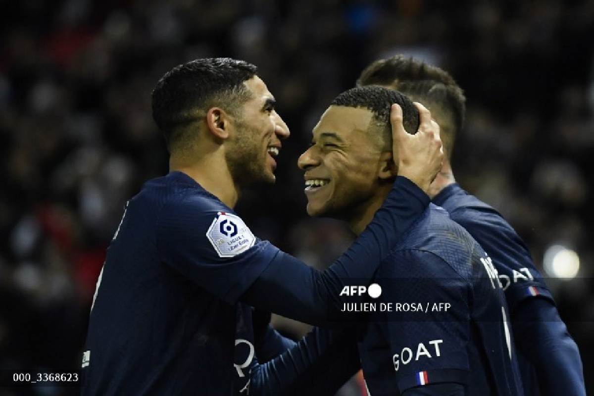 AFP | Con penal de Mbappé, PSG se impone al Estrasburgo.