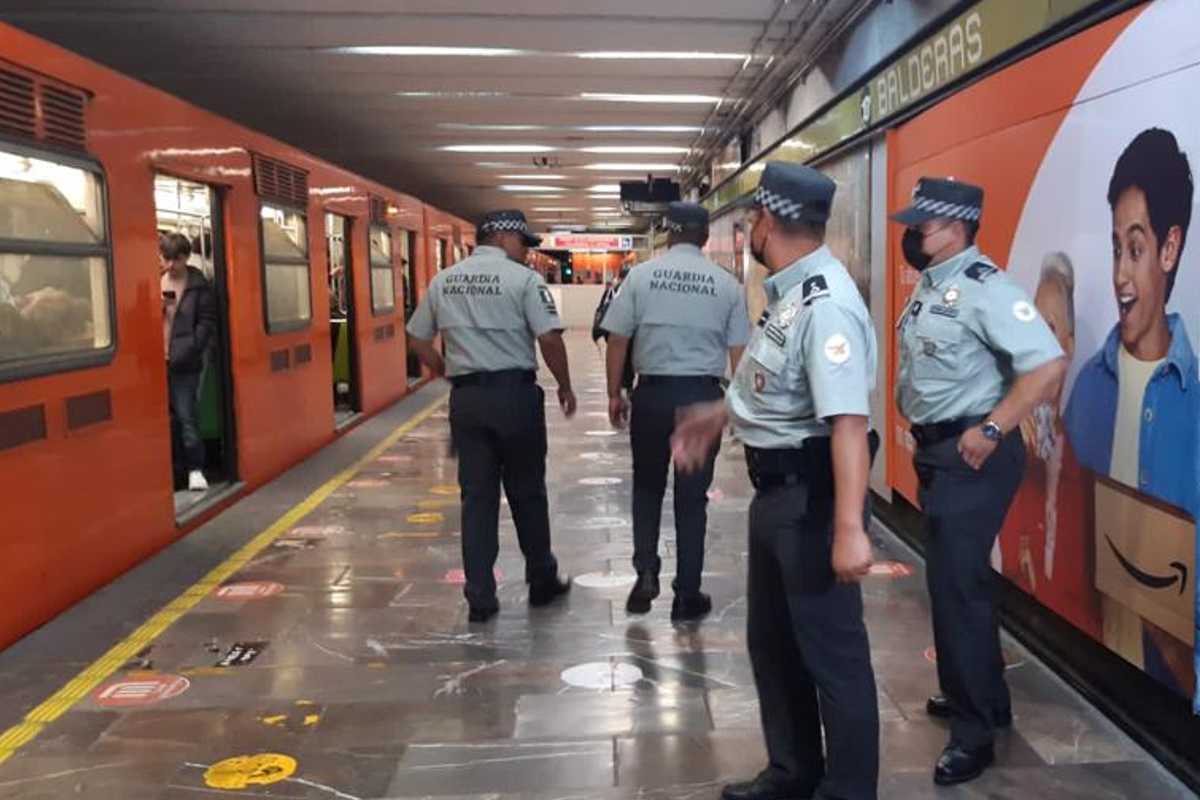 La Guardia Nacional ha comenzado su despliegue en el Metro de la Ciudad de México.