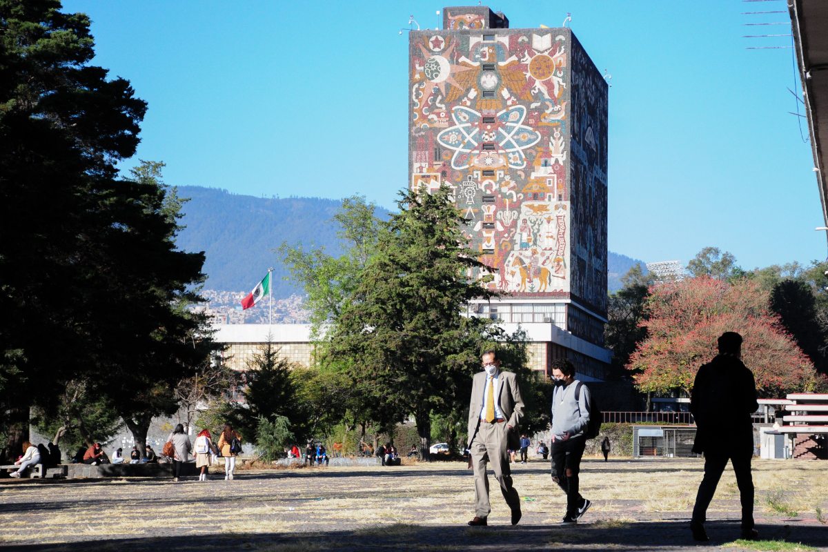 UNAM