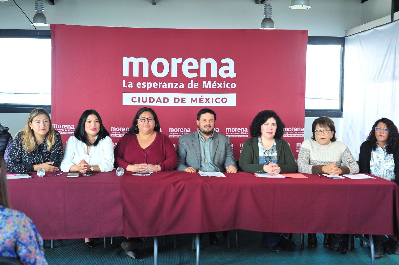 Foto: MorenaCDMX | Morena Ramírez manifestó su solidaridad con los familiares de Yaretzi Adriana Hernández.