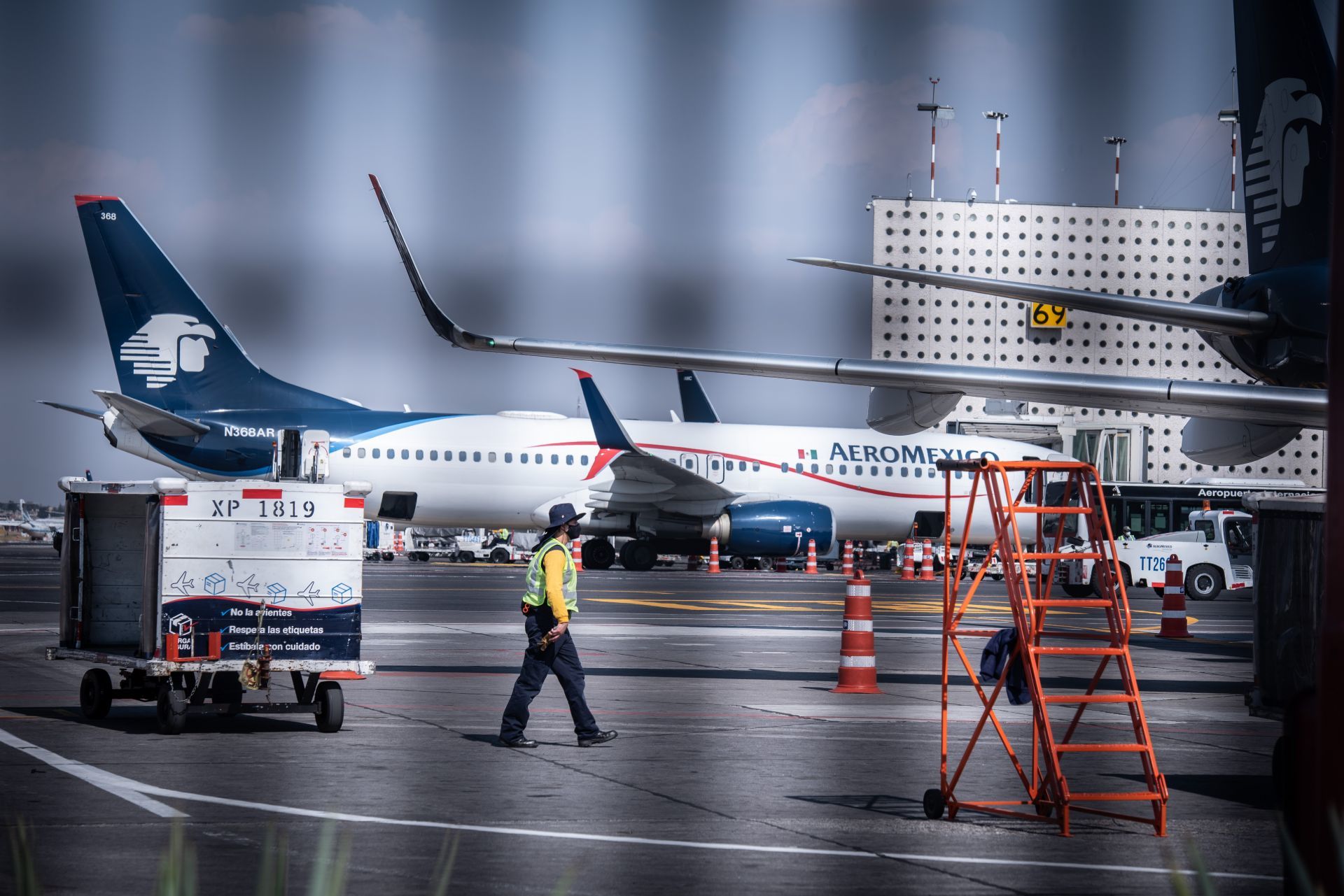 Foto: Cuartoscuro | alimentos Según la iniciativa de Olua las aerolíneas deberán ofrecer alimentos y/o bebidas sin costo a los pasajeros en vuelos nacionales e internacionales.