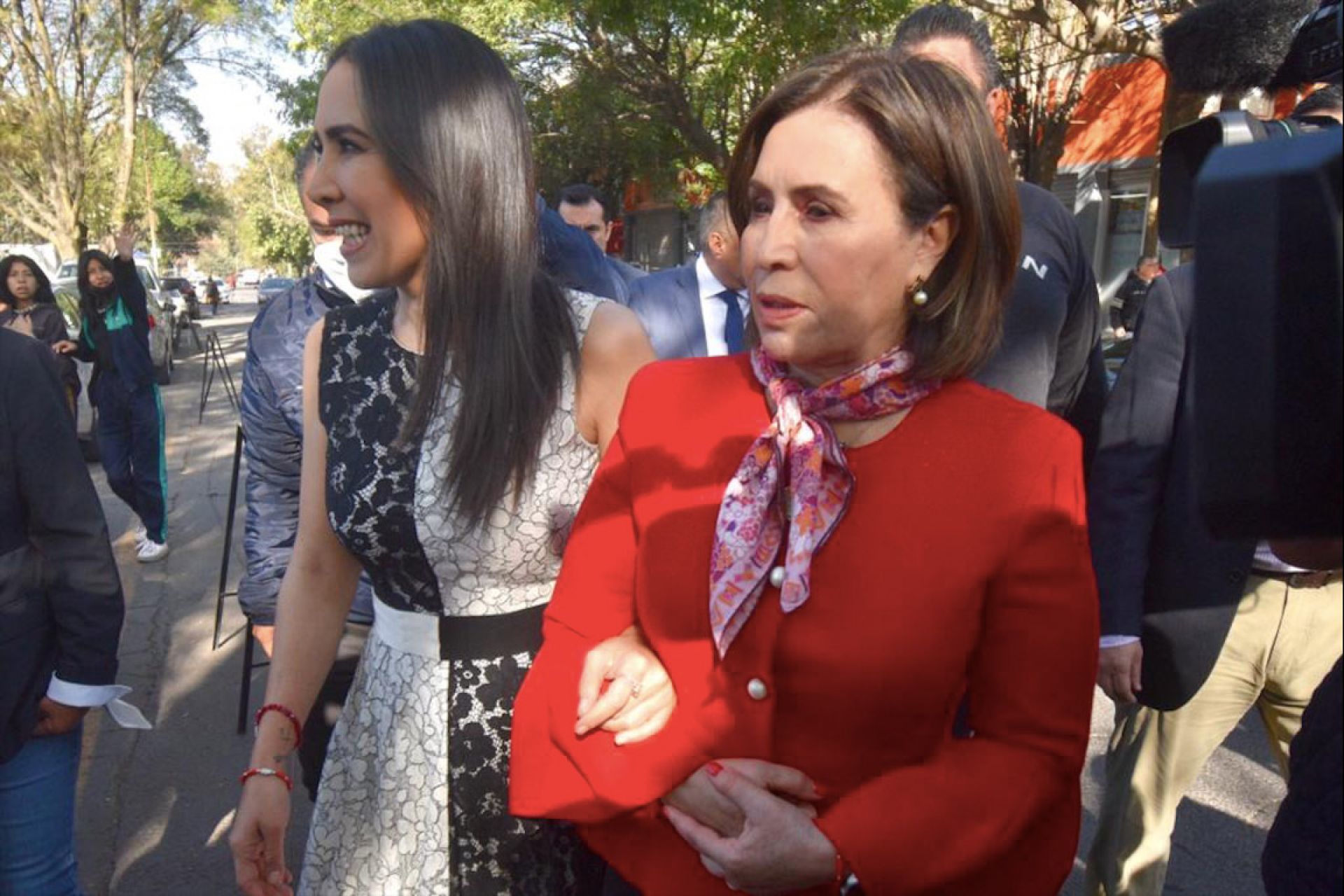 Foto: Cuartoscuro / En la mañana, Robles acudió al Reclusorio Sur, acompañada de su hija Mariana Moguel, para estar presente en la audiencia.