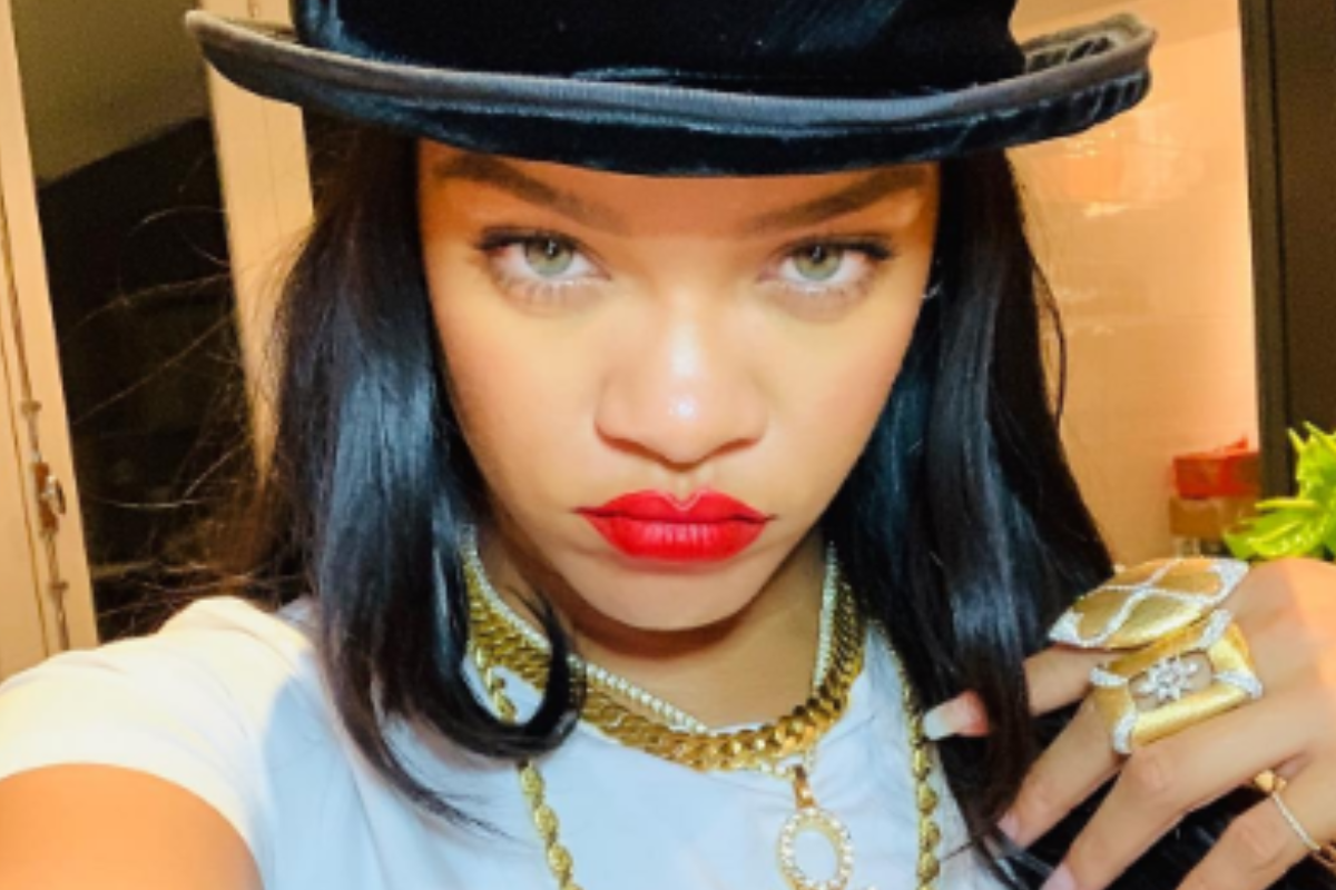 Foto:Instagram Rihanna|¡Wow! Rihanna posa por primera vez junto a su hijo para VOGUE