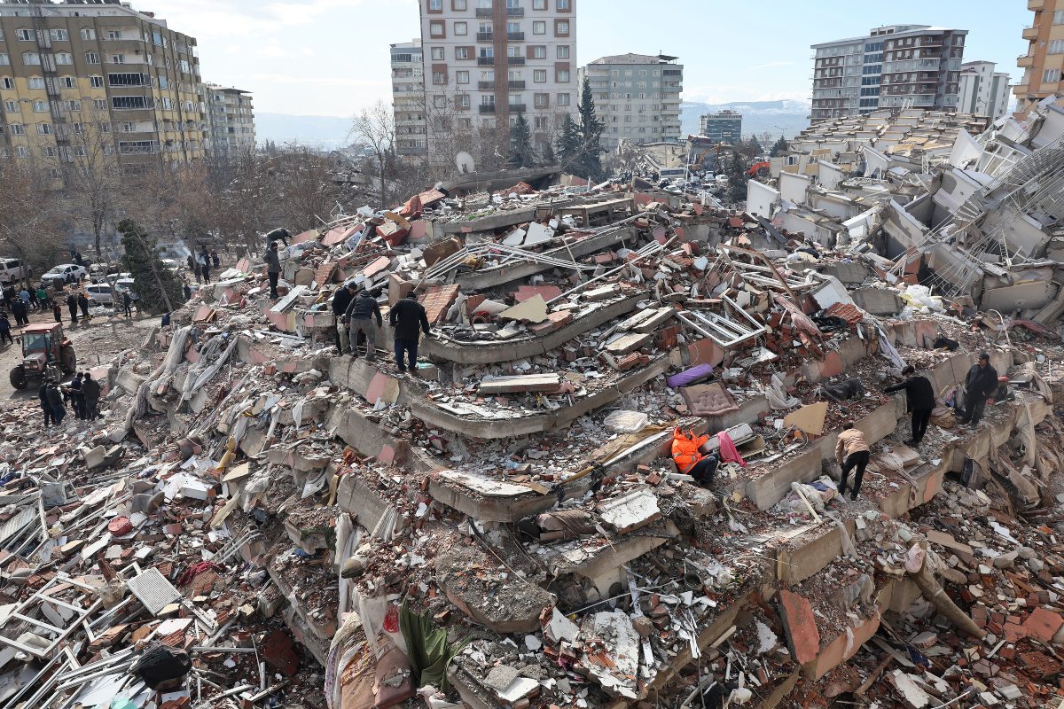 México donará a Siria a través de la ONU, seis millones de dólares tras el sismo de 7.8 con epicentro en Turquía.