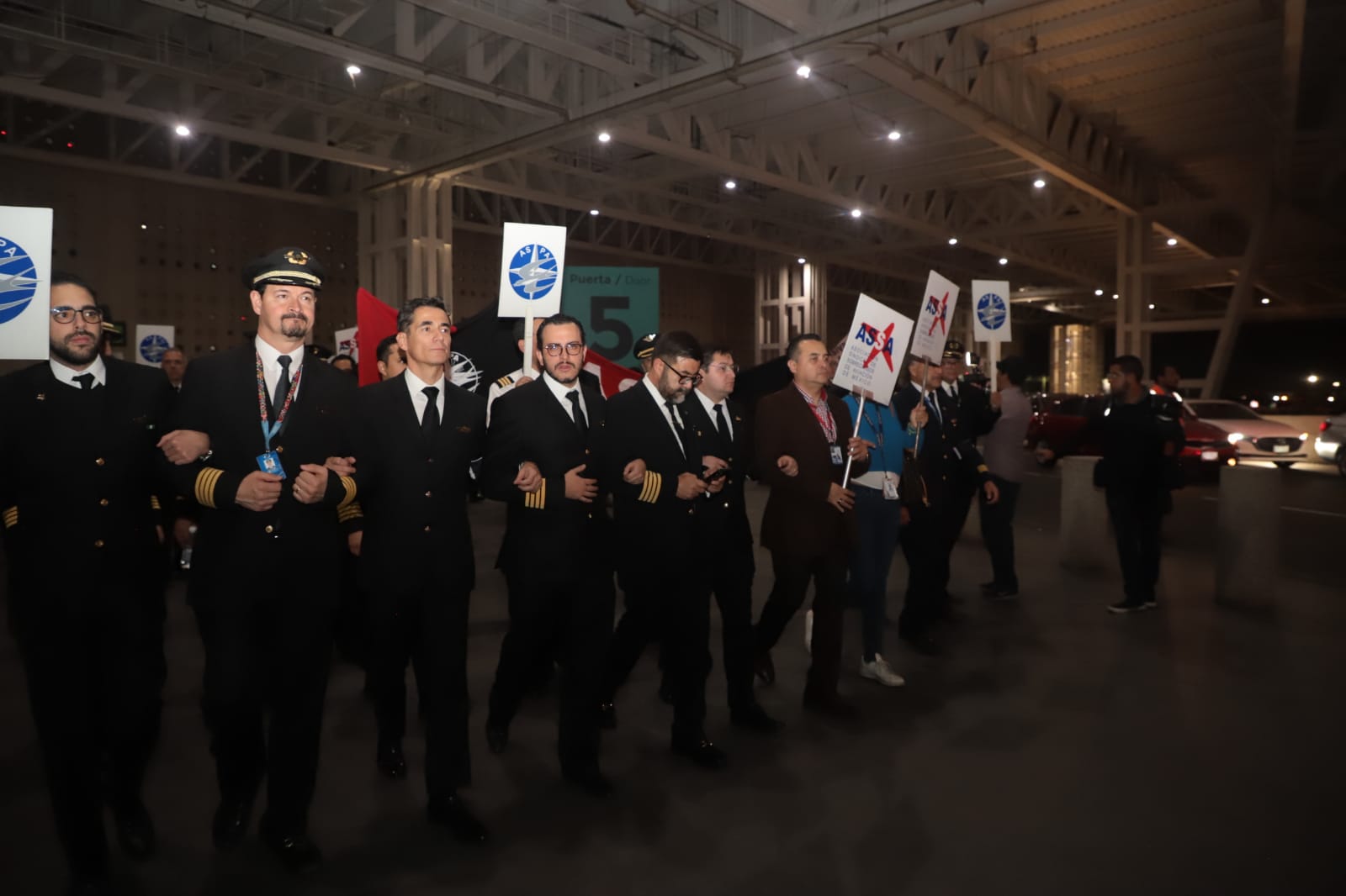 Foto: Valeria Chaparro | Pilotos La demanda habría sido prorrogada desde 2020, destacó la Asociación Sindical de Pilotos Aviadores.