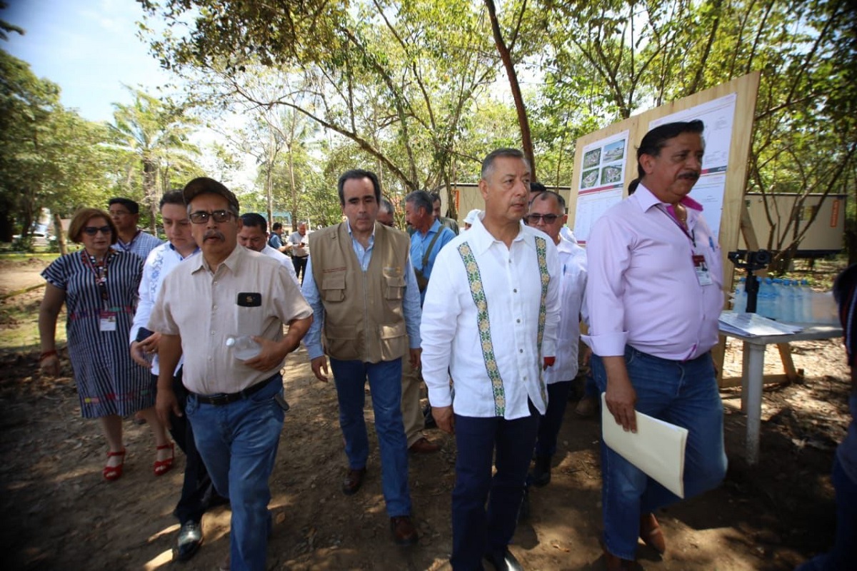 La obra se realiza con impuestos del pueblo y los recursos para concretarla están garantizados.