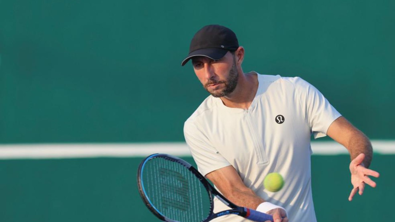 El primer set se lo quedó el español en blanco, al igual que hizo en su estreno del viernes frente al argentino Facundo Bagnis