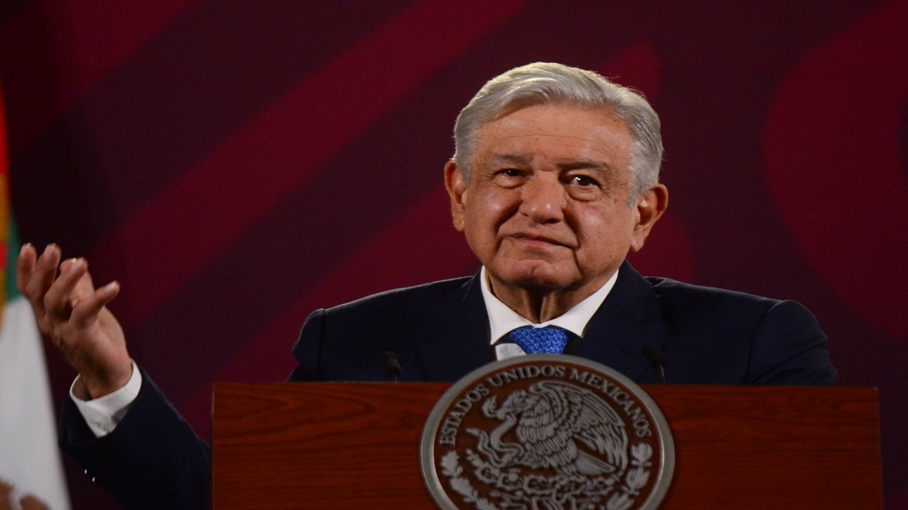 AMLO da positivo a Covid-19