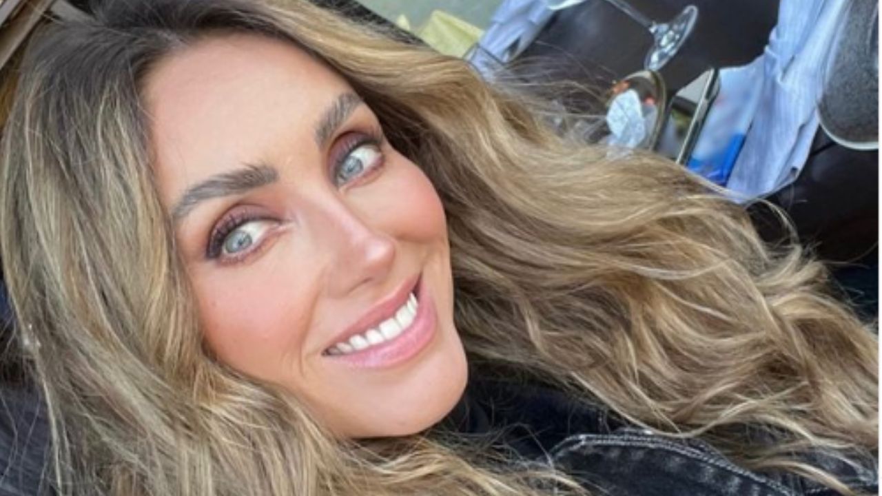 Anahí, dejó boquiabiertos a sus seguidores tras su sorprendente nuevo look al estilo Rebelde