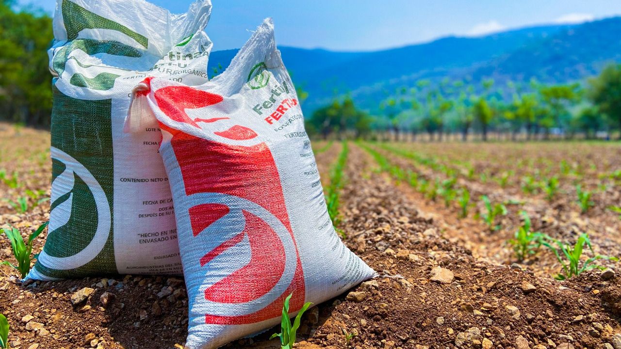 La Secretaría de Agricultura y Desarrollo Rural definió la estrategia para el envío de fertilizante a 35 centros de distribución