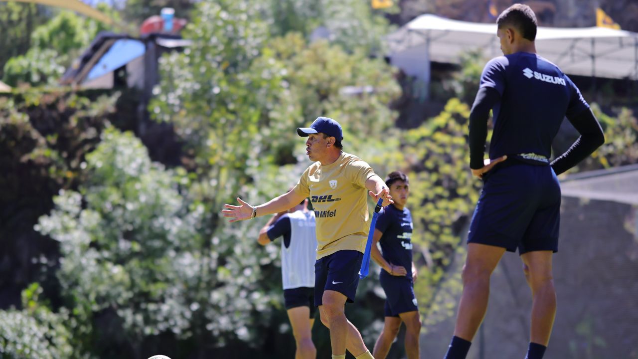 Desde su último campeonato en 2011, Pumas ha tenido cinco distintos entrenadores interinos, para un total de 14 distintos estrategas en 13 años