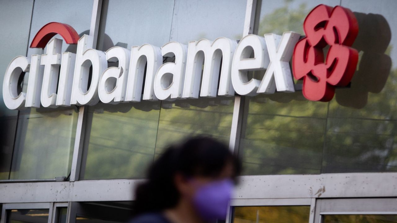 Foto:Cuartoscuro|Hacienda no solicita información adicional en el proceso de venta de Banamex