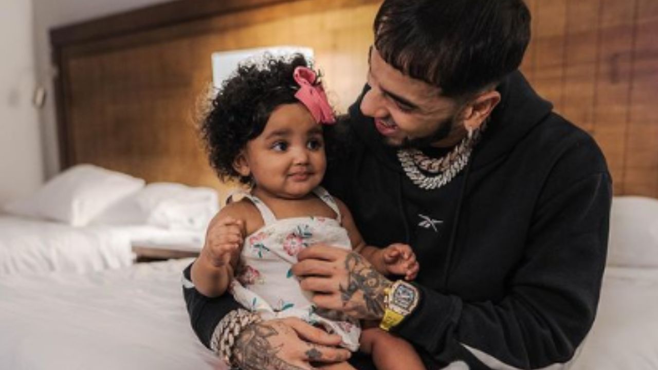 Foto:Instagram/@anuel|¡Cosita! Anuel y su hija posan juntos por primera vez en una fotografía