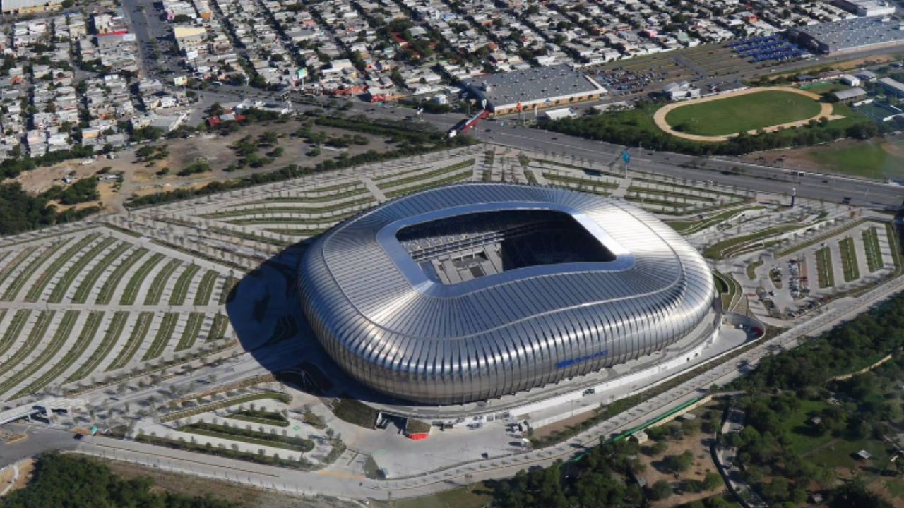 Foto:Helicopteros Monterrey|El Atlético de Madrid contra Real Sociedad se jugará en el BBVA