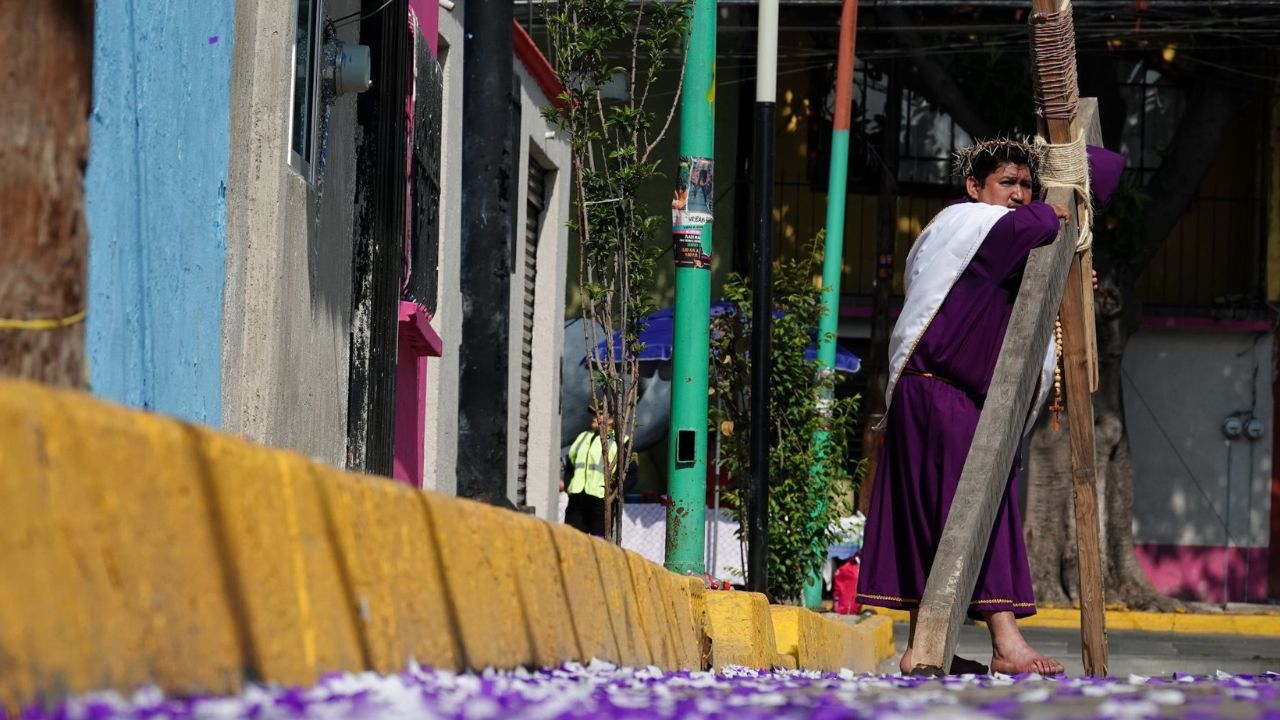 Foto:Cuartoscuro|Viernes Santo: Sigue en vivo la transmisión de la Pasión de Cristo en Iztapalapa