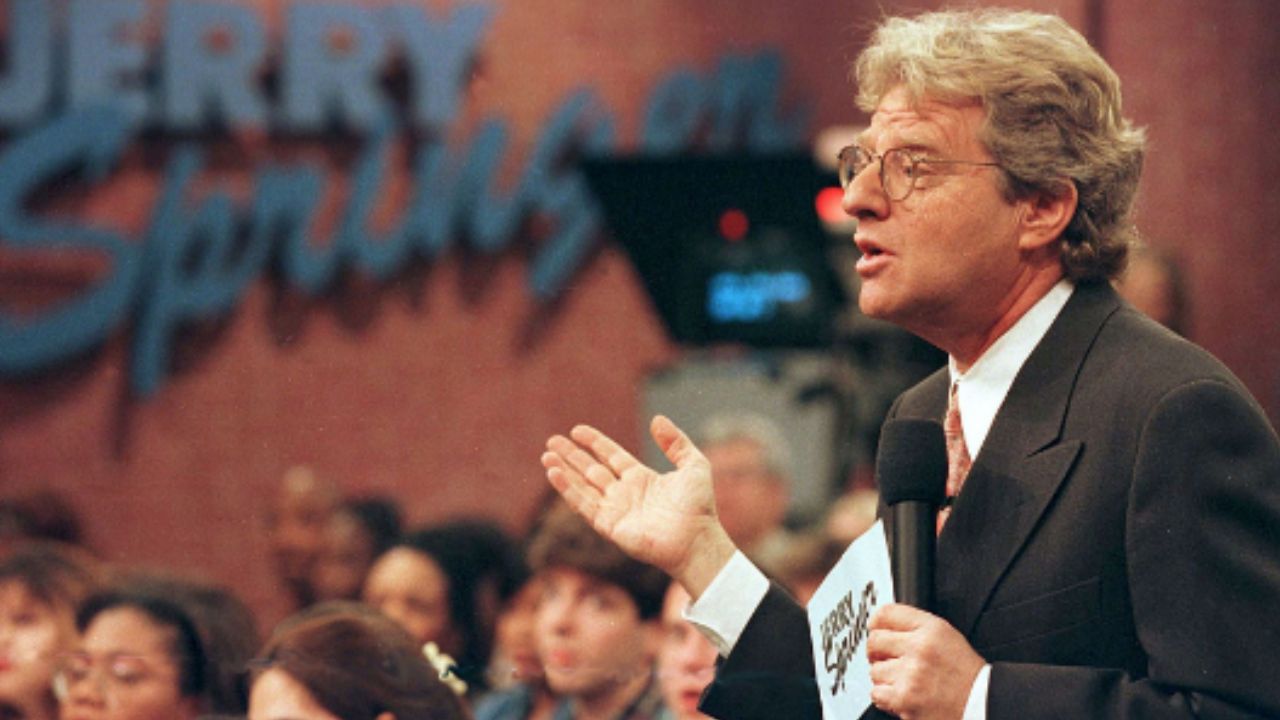 Fallece Jerry Springer, el famoso y polémico conductor de talk shows, a los 79 años