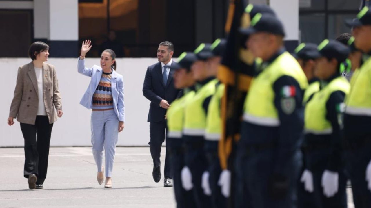 Claudia Sheinbaum, y Omar García Harfuch, encabezaron la graduación de la generación 285 de la Universidad de la Policía de la CDMX