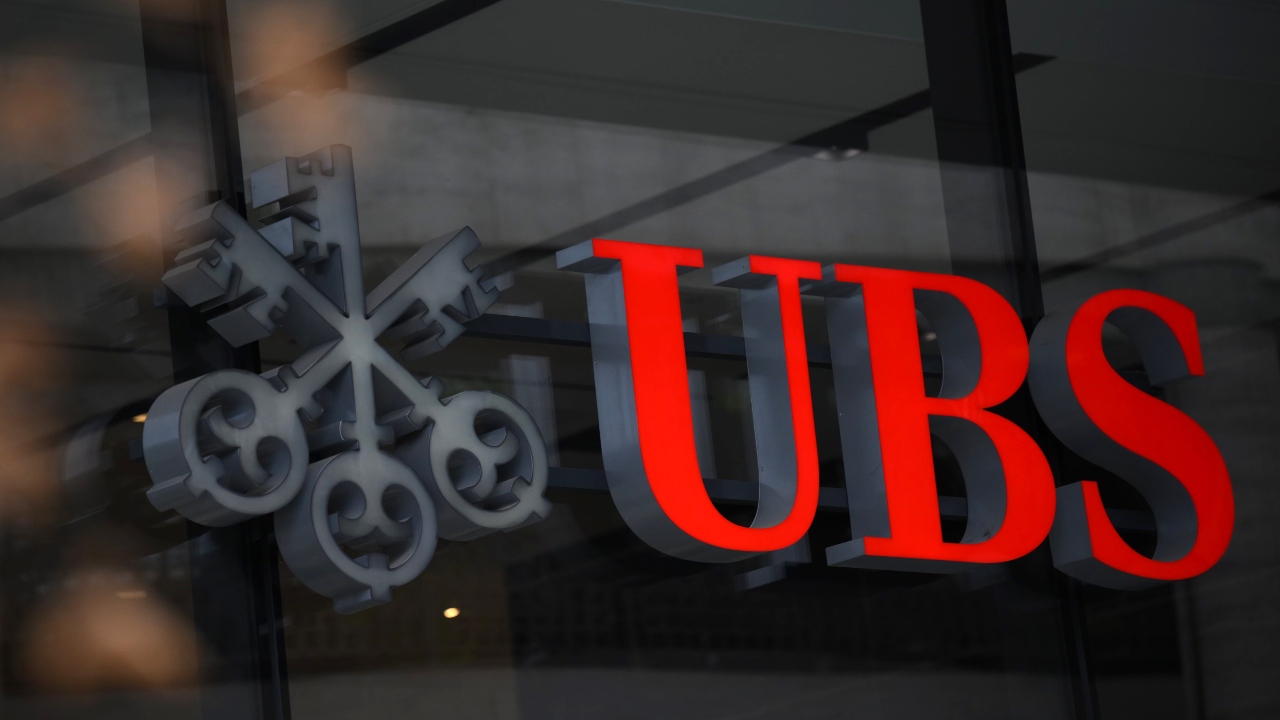 UBS CREDIT SUISS