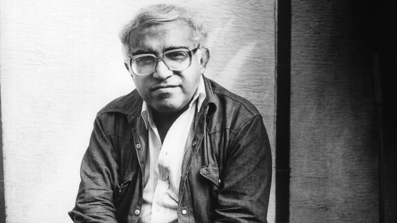 El escritor, periodista y coleccionista Carlos Monsiváis