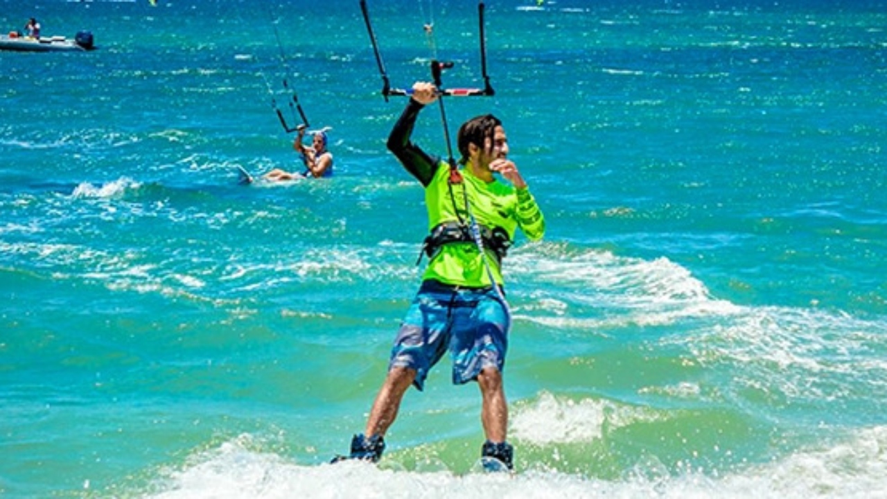 kitesurf