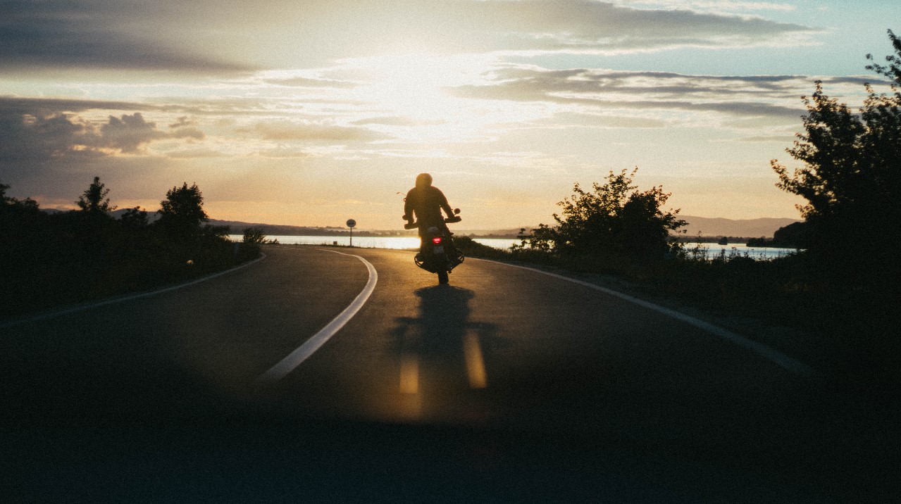 Si vives en la CDMX y tienes motocicleta nueva necesitas tramitar sus placas. Checa cómo hacerlo.