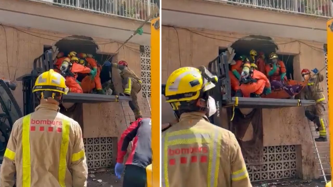 Rescatan a hombre atrapado entre basura acumulada de su casa.