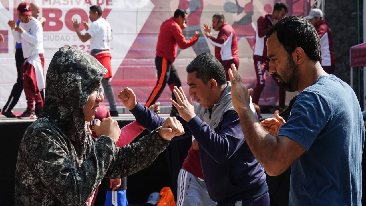 CLASE DE BOX