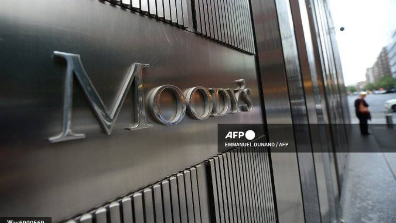 Foto: AFP | La calificadora de riesgos, Moody’s empleará una IA elaborada por Microsoft y así adaptarse a las nuevas tecnologías.