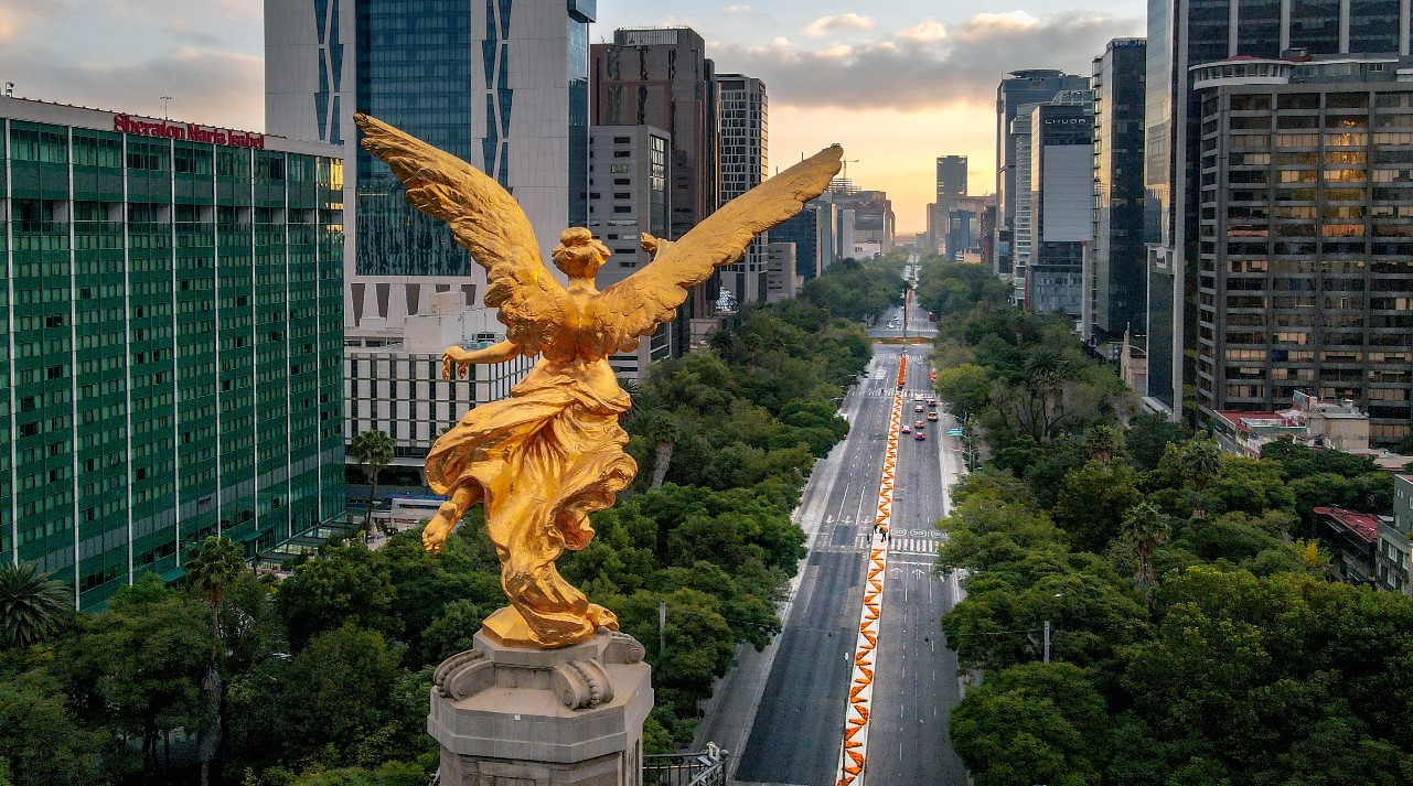 Fotografía del Ángel de la independencia que se encuentra sobre Paseo de la Reforma